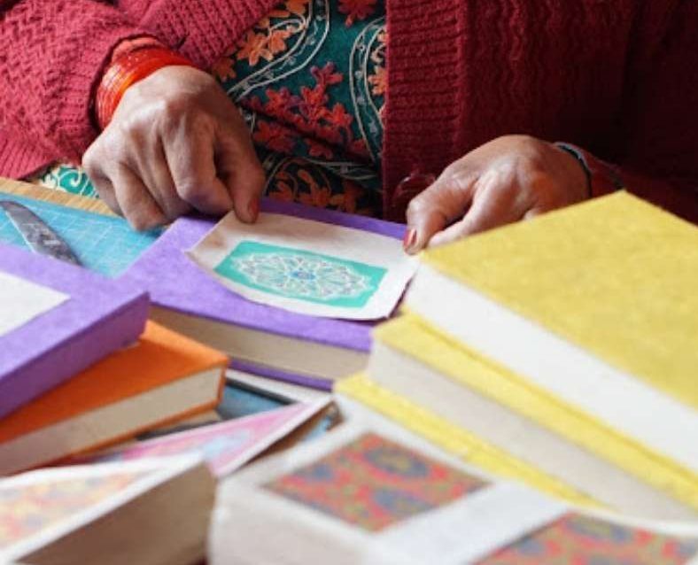 The Women behind our Handmade Paper from Nepal
