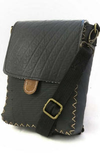 recycled tire rubber purse bag fair trade nepal