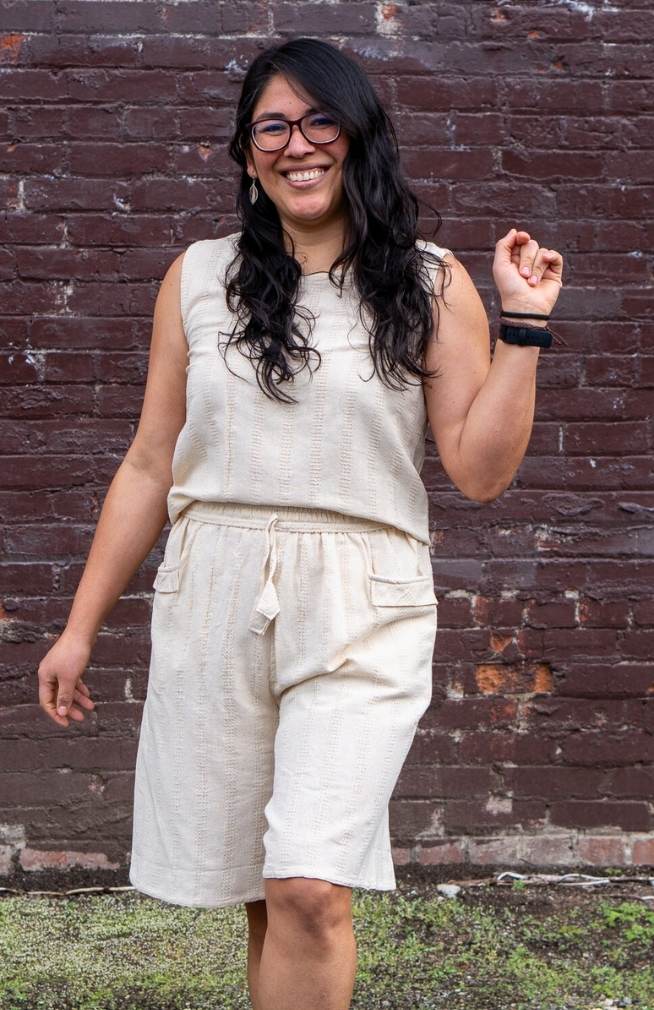 Cream knee-length shorts with matching tank top in textured cotton