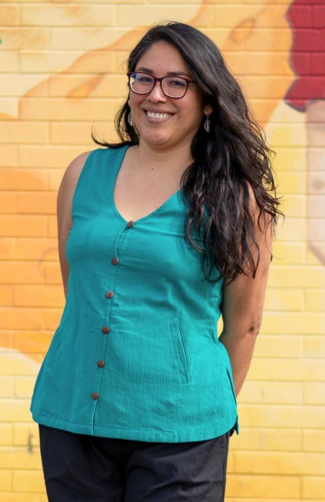 fair trade cotton v neck tank top with coconut buttons and side pockets