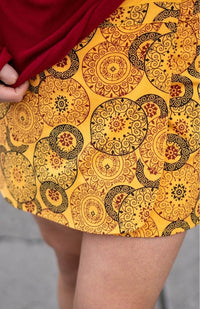 close up of print on adjustable skirt