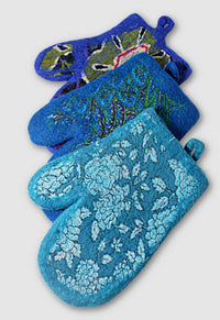 felt oven mitt fair trade nepal