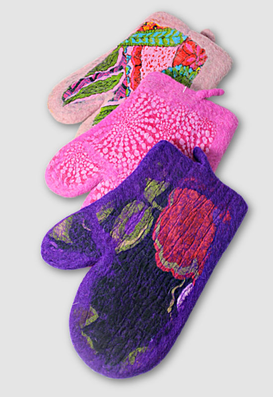felt oven mitt fair trade nepal