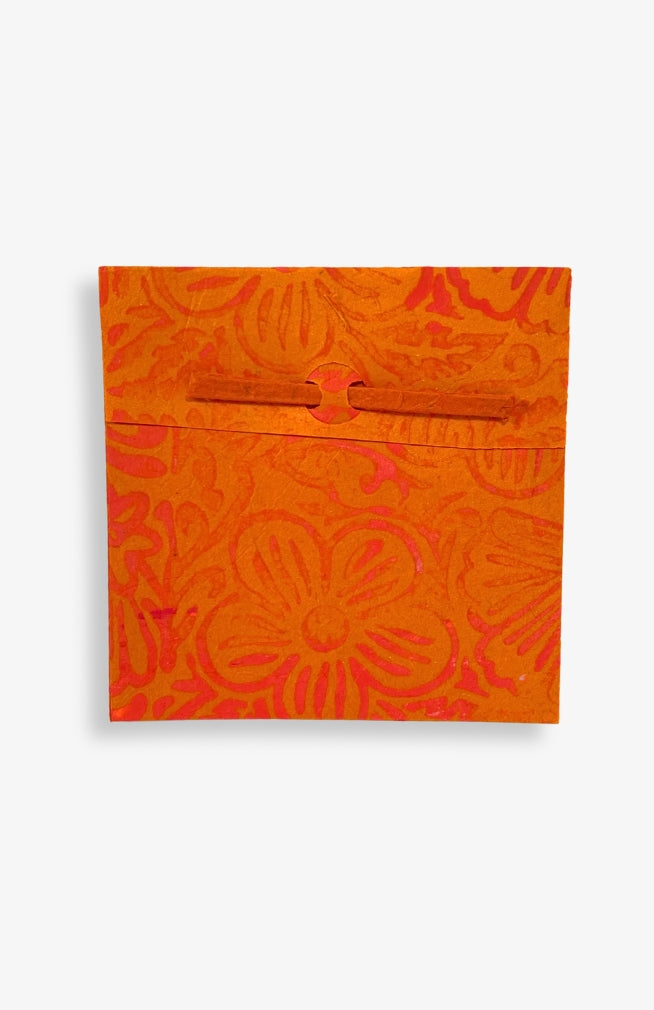 Handcrafted Gift Envelope made by Artisans in Nepal, great for gift giving. Available in an assortment of beautiful earthly prints. Fair trade