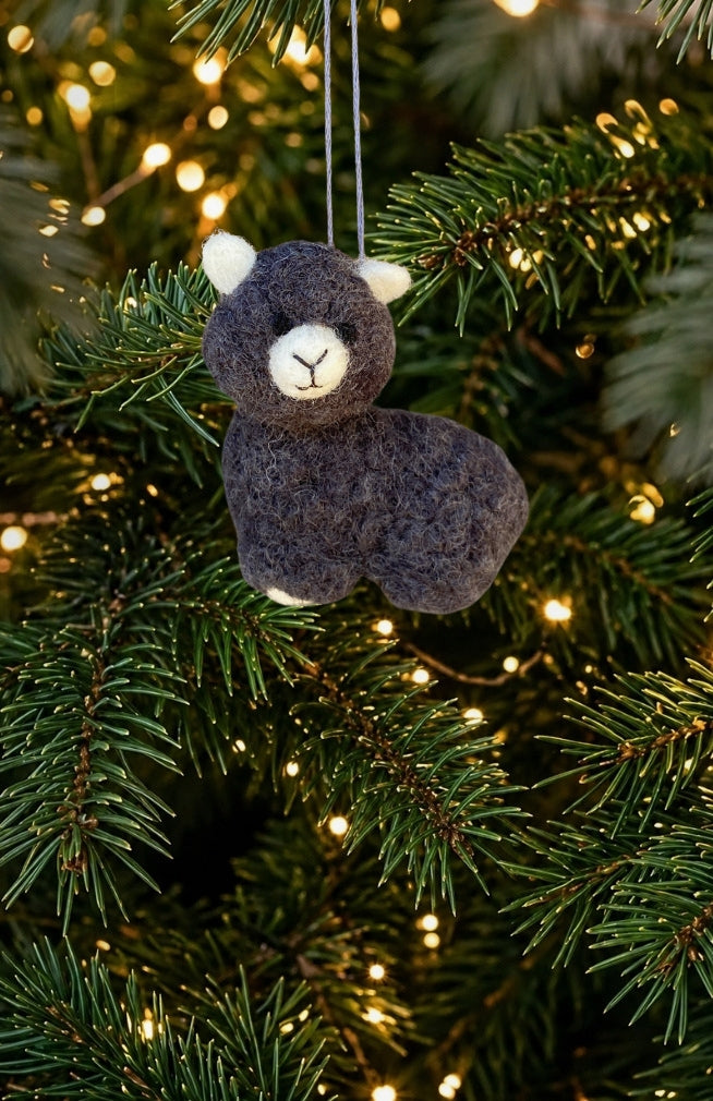 Felt alpaca ornament in dark grey. Fair trade, handmade in Nepal.