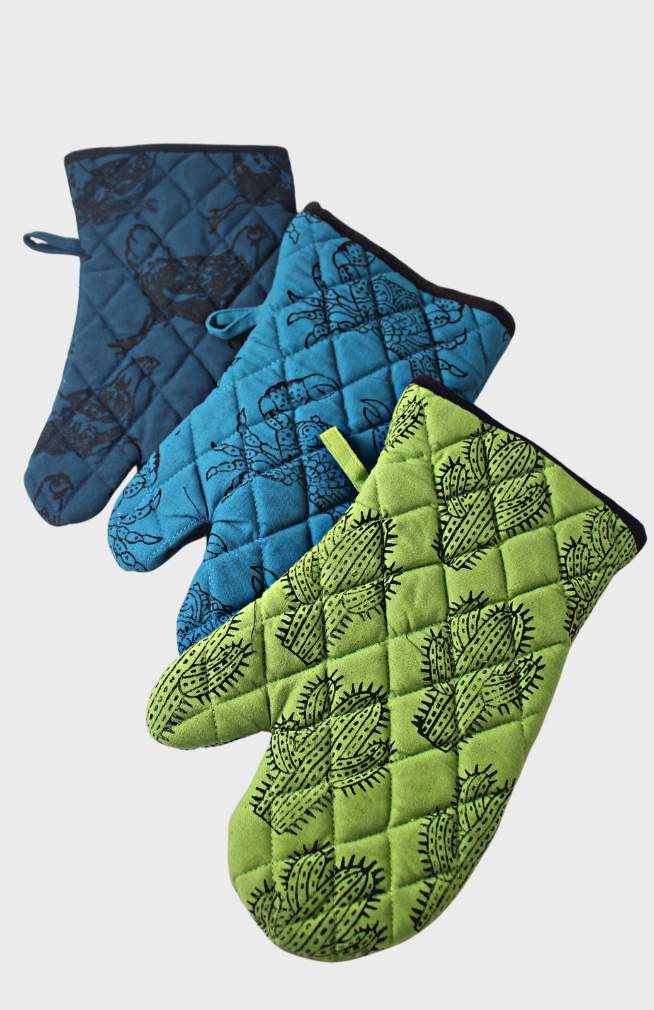 quilted cotton oven mitt fair trade nepal