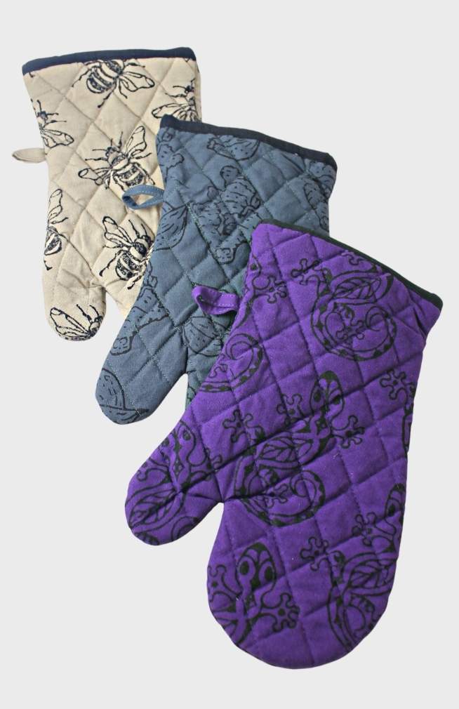 quilted cotton oven mitt fair trade nepal