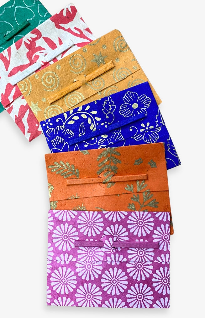 Small lokta paper gift envelopes with paper stick closure, fair trade, handmade by artisans in Nepal. Unique, beautiful, tree free paper.