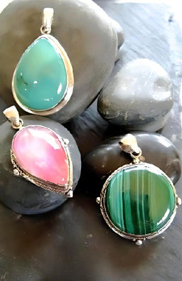 Sterling Silver Pendant w/Semi Precious Gemstone