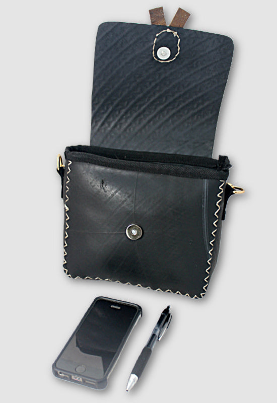recycled tire rubber purse bag fair trade nepal