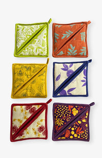 cotton pocket pot holder with screen print design and loop