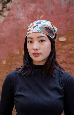 recycled silk sari bandana scarf made in Nepal 