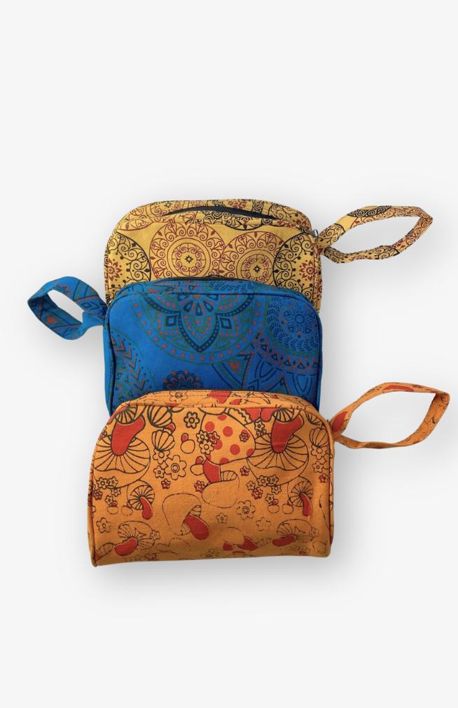 Screenprint make-up bag colorful made in Nepal 