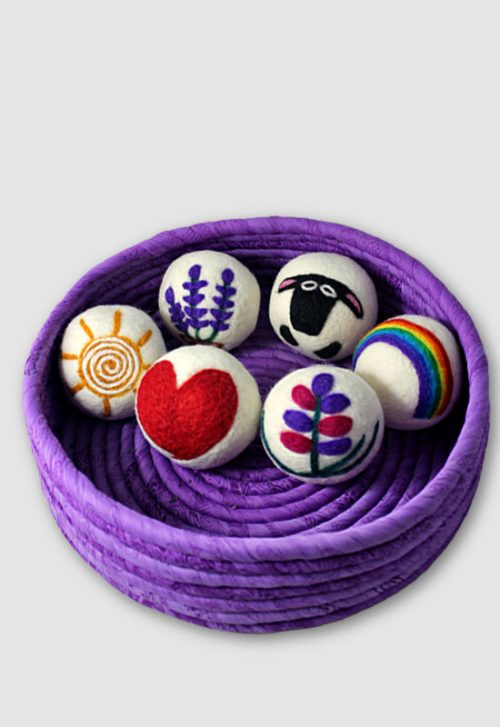 needle felt dryer balls
