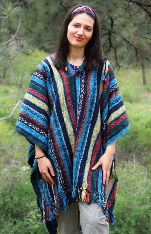 gyari poncho, fair trade Nepal