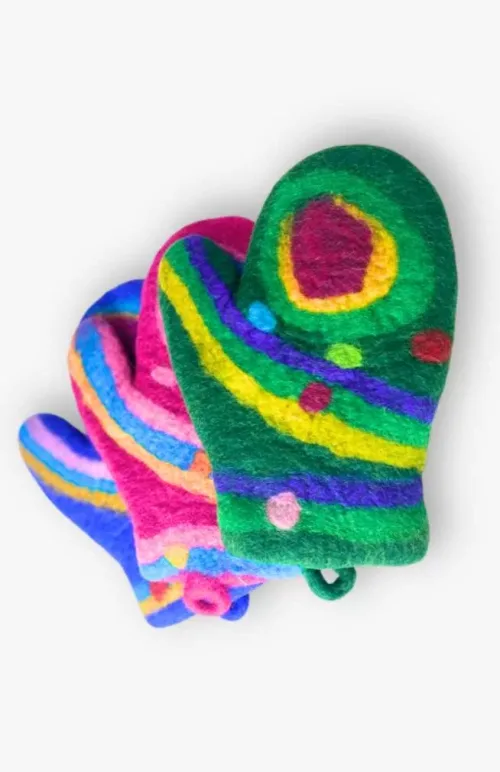 felted oven mitt, fair trade Nepal