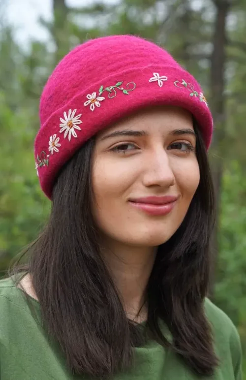 felted wool pillbox hat, fair trade Nepal