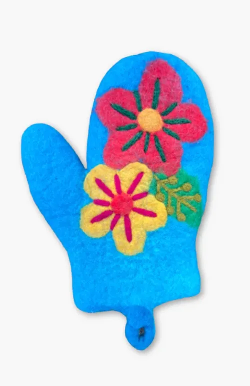 felted oven mitt, fair trade Nepal